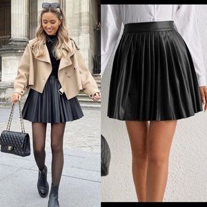 Black Pleated Mini Skirt